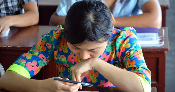 打爆别人短信的软件